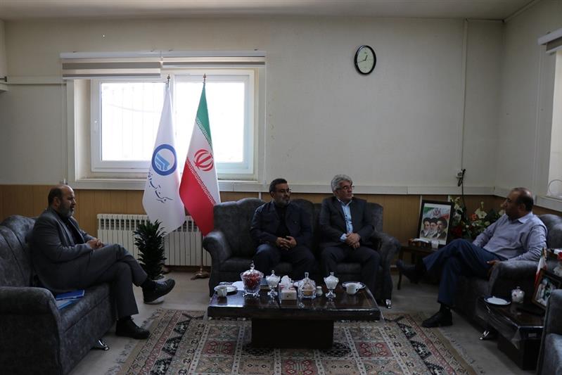 دیدار كاركنان دفتر بازرسی، مدیریت عملكرد و امور حقوقی استانداری سمنان با مدیرعامل آبفا استان