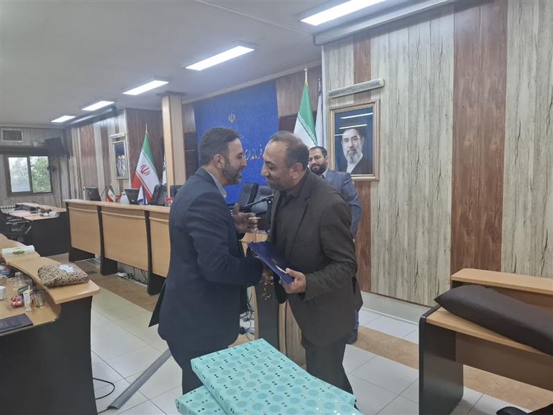 آئین تكریم و معارفه مدیر امور آبفا شهرستان مهدیشهر برگزار شد